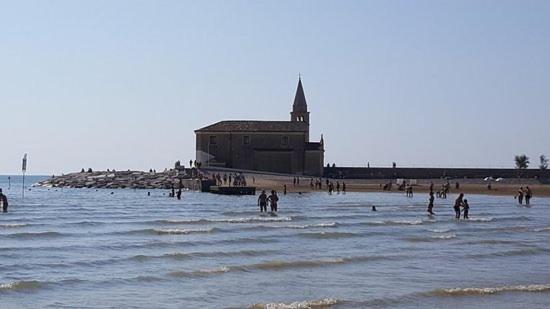 Ampio Bilocale Caorle Lungomare Levante Экстерьер фото